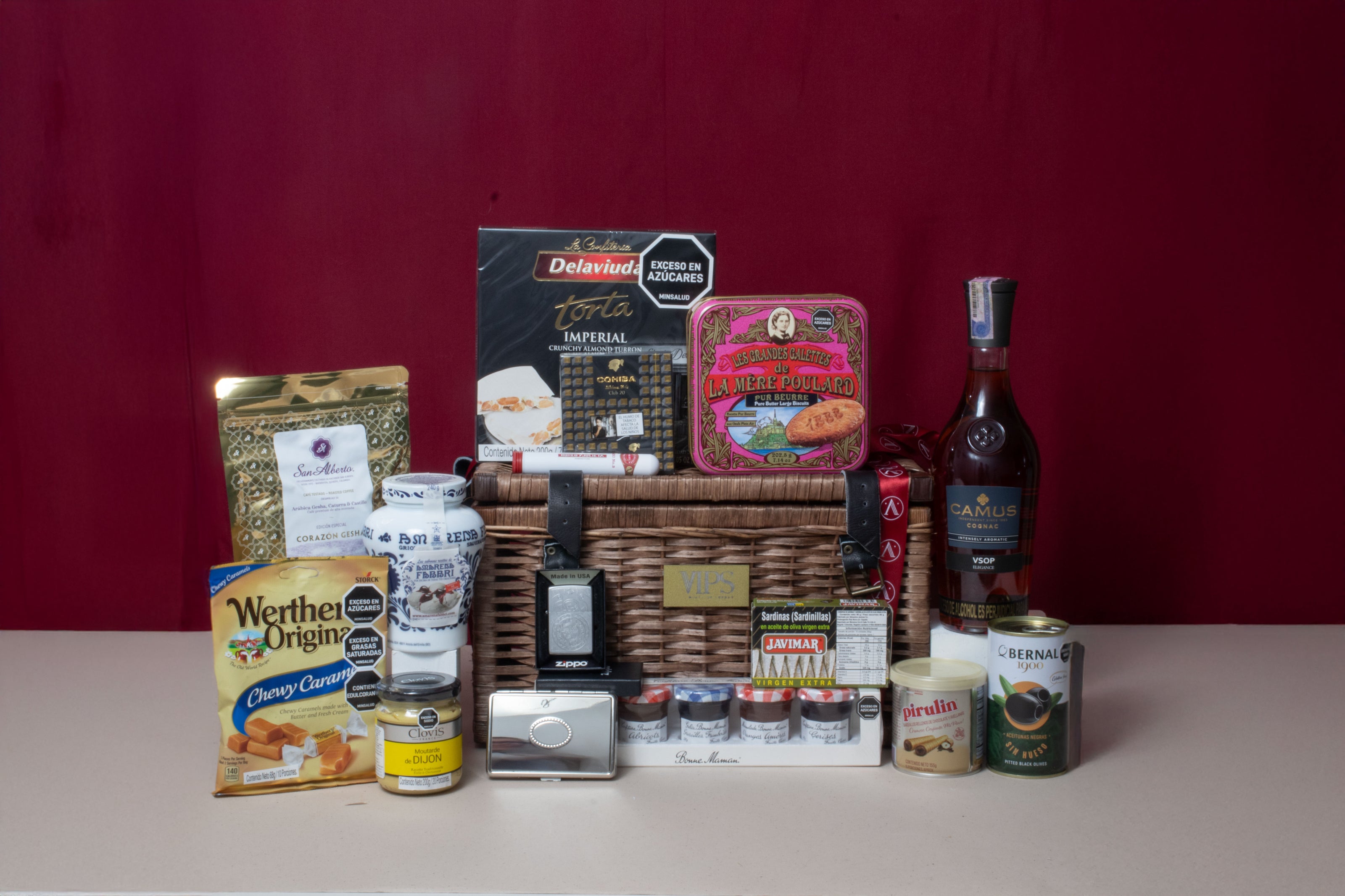 LUXURY HAMPER